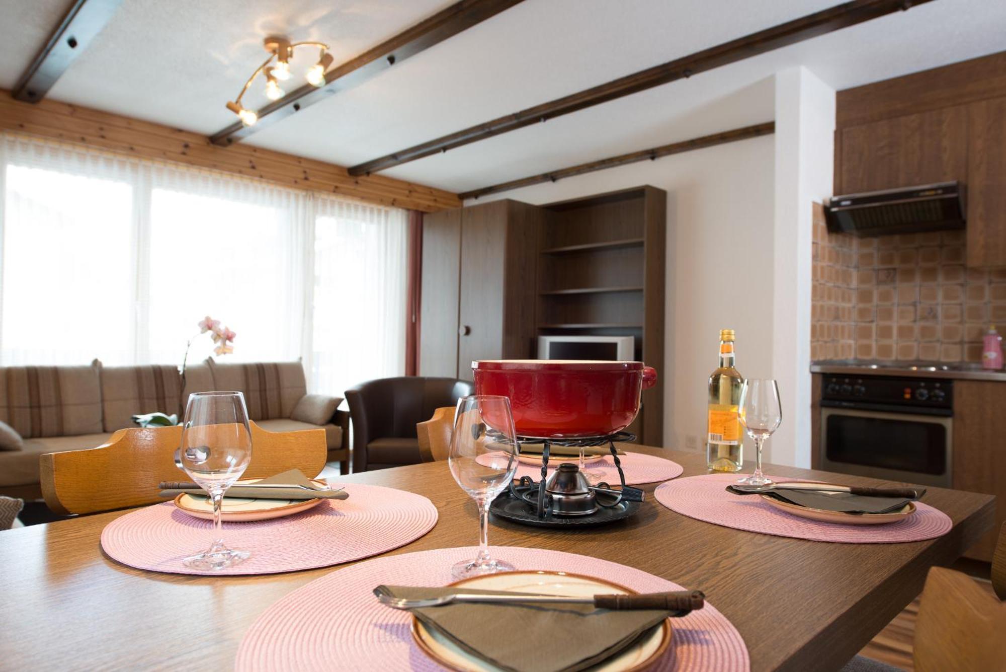 Haus Alba Apartment Saas-Almagell Cameră foto