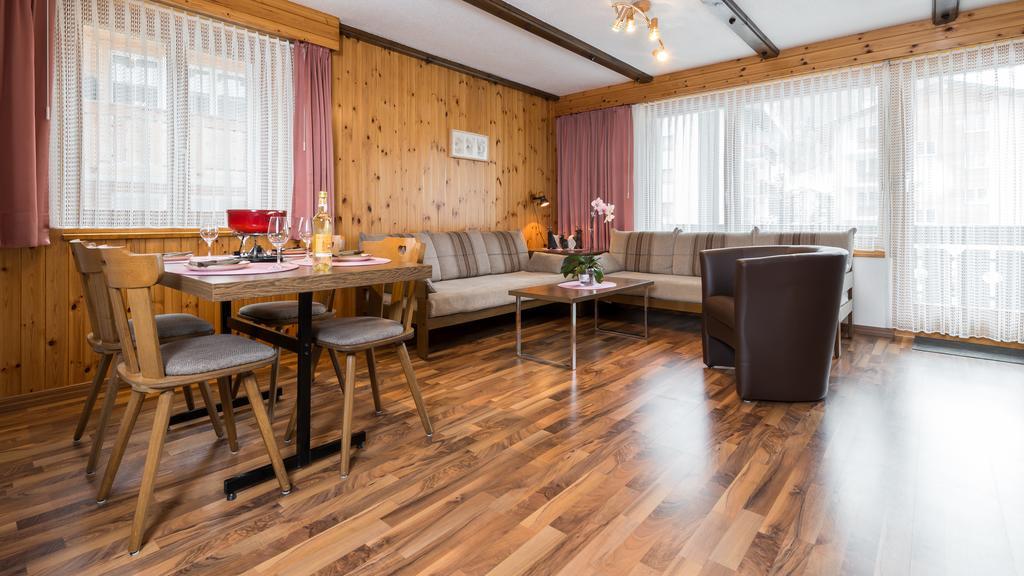 Haus Alba Apartment Saas-Almagell Cameră foto
